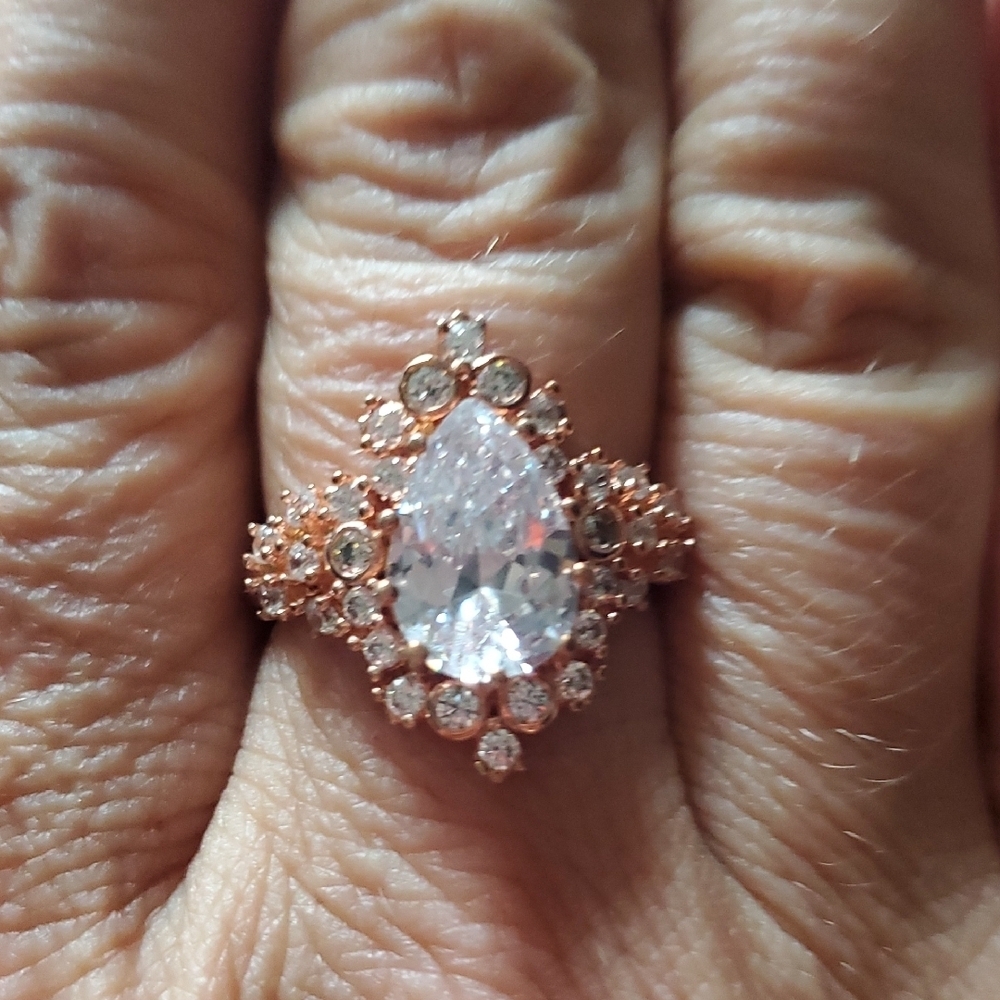 STERLING SILVER ROSE GOLD FANCY PEAR